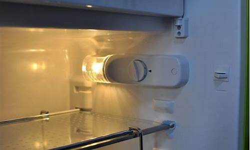 电冰箱背部漏电的原因_电冰箱背部漏电的原因是什么